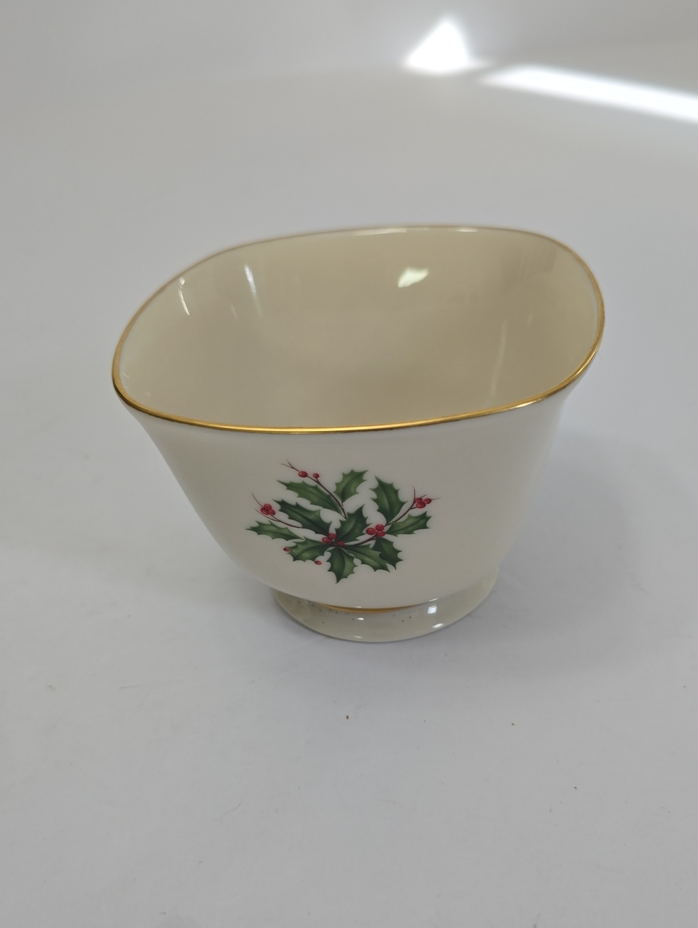 Vintage Lenox Holiday Christmas Nut Candy Bowl Holly Berries Gold Trim USA